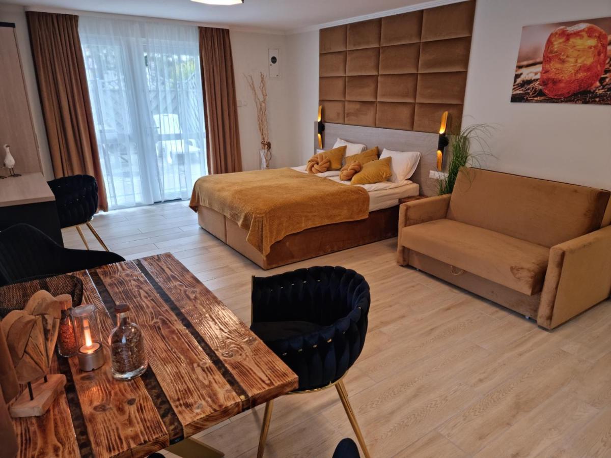 Ambre Mare - Wypoczynek Pod Palmami Bed and Breakfast Pobierowo Buitenkant foto