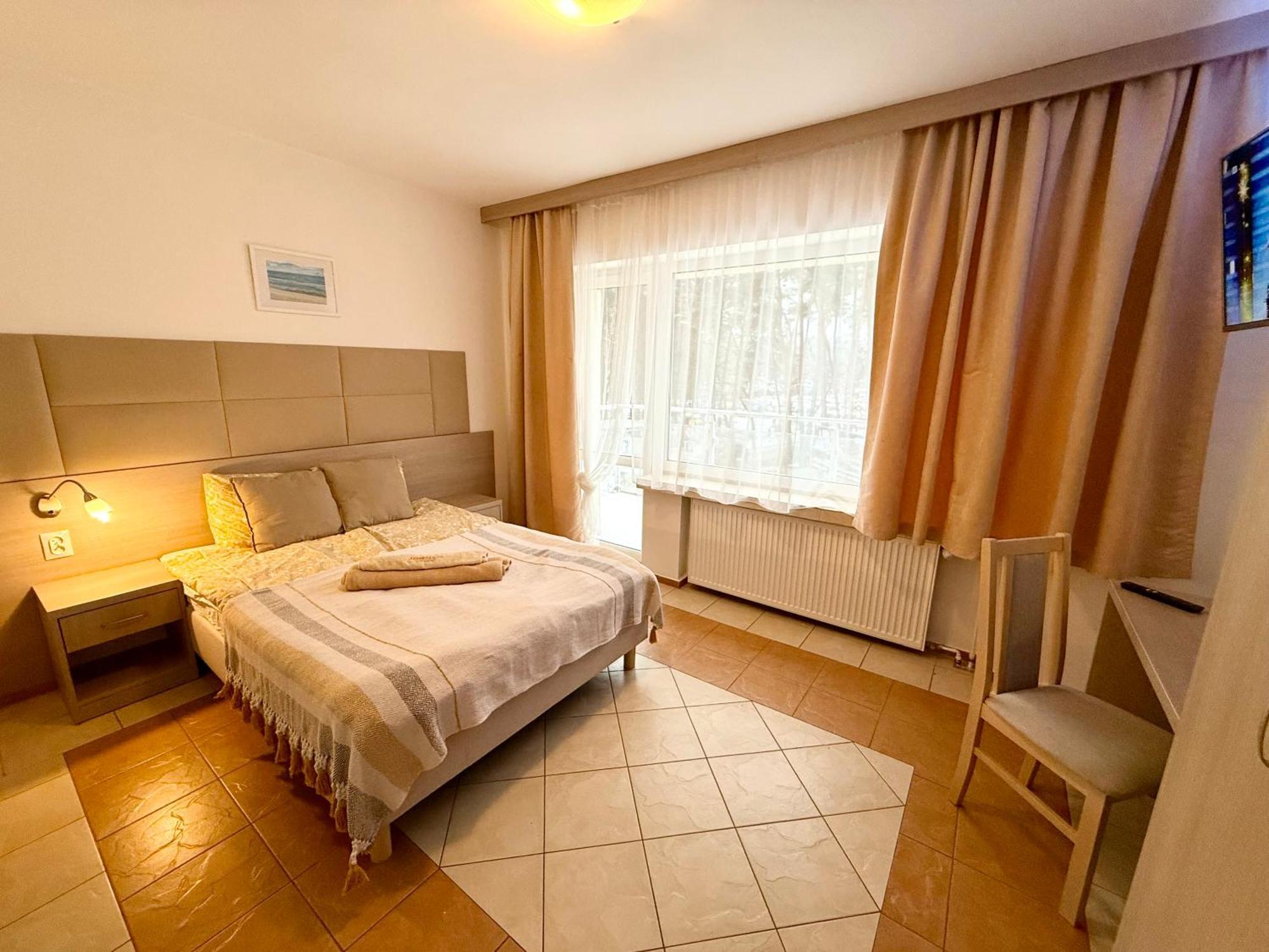 Ambre Mare - Wypoczynek Pod Palmami Bed and Breakfast Pobierowo Buitenkant foto
